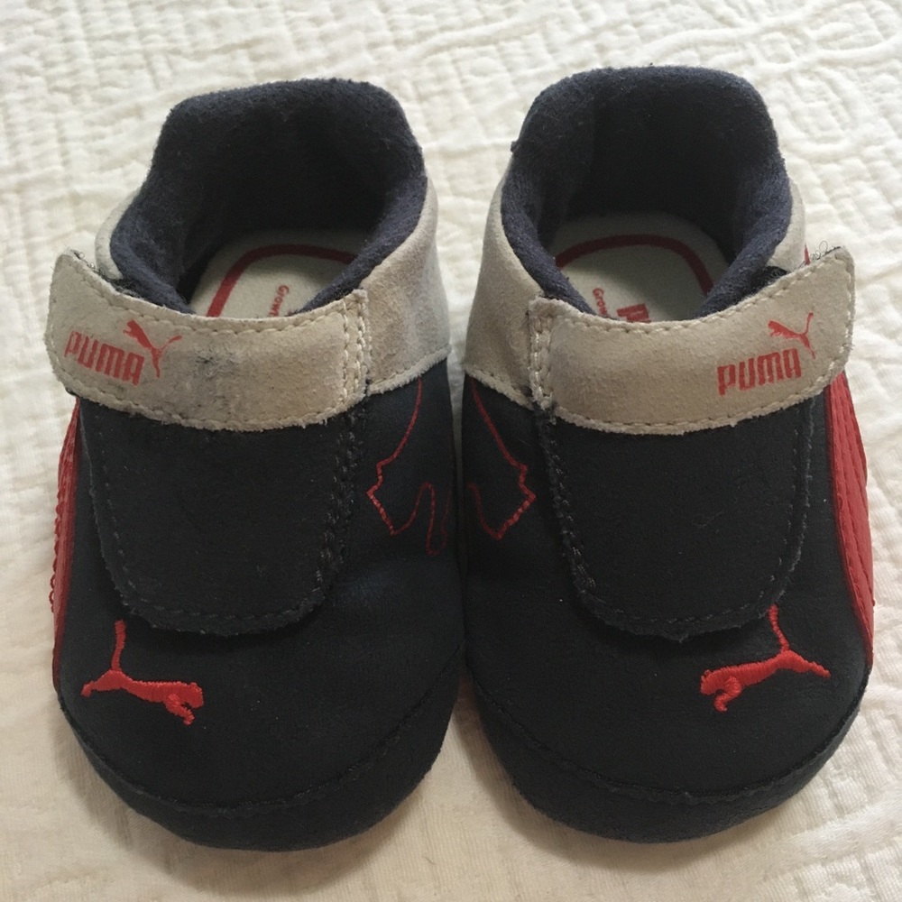 Sz2 (4/$20) Puma Baby Soft Shoes
